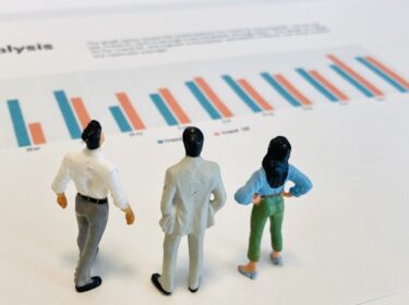 財務分析のひとつ｜成長性分析とは？指標の概要・計算式と評価の注意点